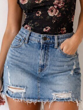 Mavi Gold Y2K Denim Mini Skirt Distressed Size XS